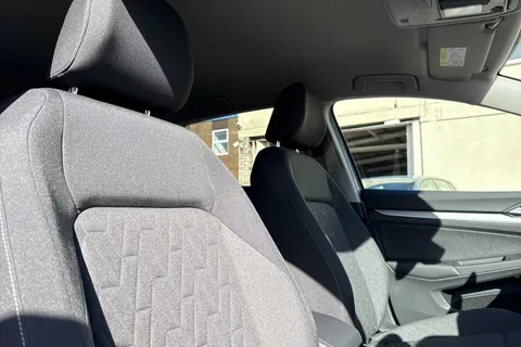  Volkswagen Golf 2.0 TDI Match Euro 6 (s/s) 5dr Thumbnail #24