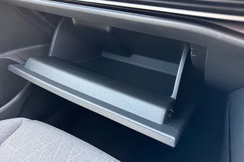  Volkswagen Golf 2.0 TDI Match Euro 6 (s/s) 5dr Thumbnail #41