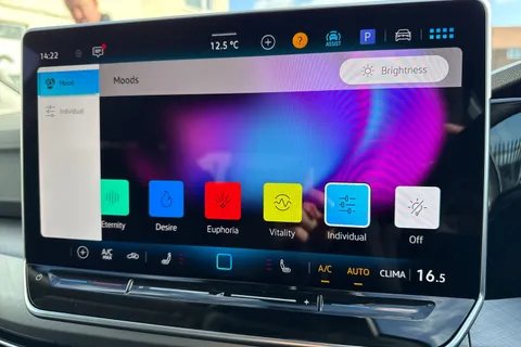  Volkswagen Golf 2.0 TDI Match Euro 6 (s/s) 5dr Thumbnail #50