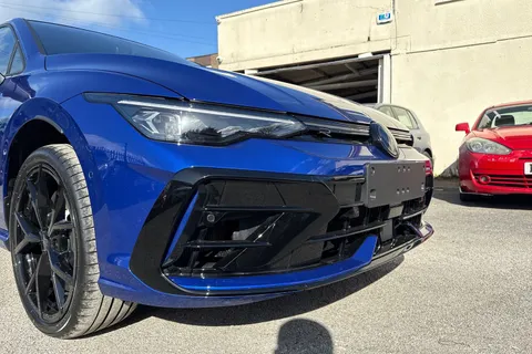  Volkswagen Golf 2.0 TSI R Black Edition DSG 4Motion Euro 6 (s/s) 5dr Thumbnail #9