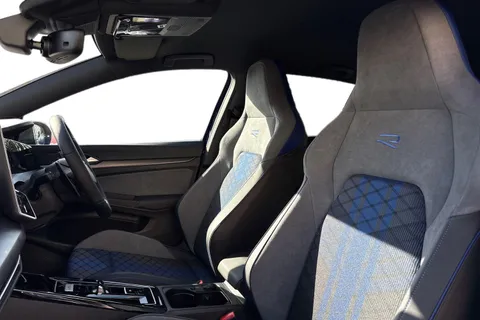  Volkswagen Golf 2.0 TSI R Black Edition DSG 4Motion Euro 6 (s/s) 5dr Thumbnail #16