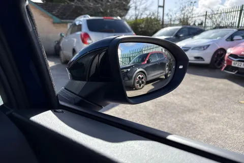  Volkswagen Golf 2.0 TSI R Black Edition DSG 4Motion Euro 6 (s/s) 5dr Thumbnail #38