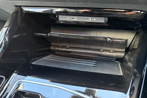  Volkswagen Golf 2.0 TSI R Black Edition DSG 4Motion Euro 6 (s/s) 5dr Thumbnail #39