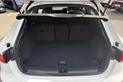 MD72UJH Audi A3 1.0 TFSI 30 Sport Sportback Euro 6 (s/s) 5dr Thumbnail #11