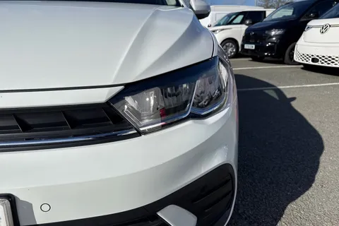 CX75YLE Volkswagen Polo 1.0 Life 5dr ⭐Front & Rear Parking sensors, Heated seats, Rear tinted glas Thumbnail #29