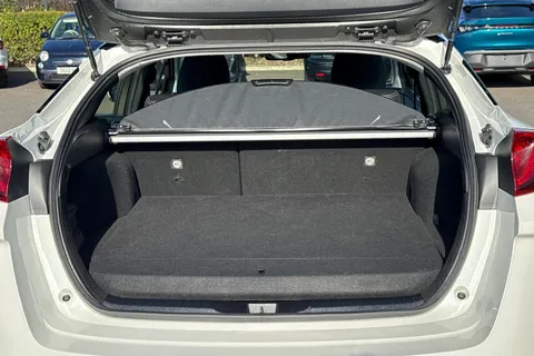 WU20RKA Toyota Prius 1.8 VVT 8.8kWh Business Edition Plus CVT Euro 6 (s/s) 5dr Thumbnail #8