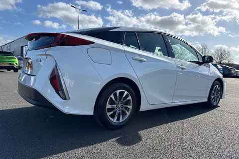 WU20RKA Toyota Prius 1.8 VVT 8.8kWh Business Edition Plus CVT Euro 6 (s/s) 5dr Thumbnail #36