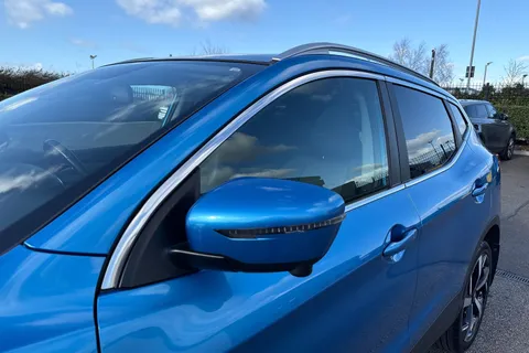 30 of 67 for Nissan Qashqai 1.2 DIG-T Tekna XTRON Euro 6 (s/s) 5dr