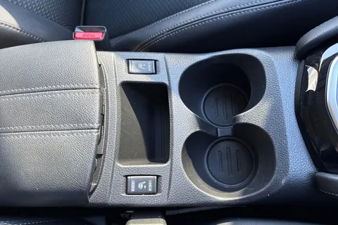 56 of 67 for Nissan Qashqai 1.2 DIG-T Tekna XTRON Euro 6 (s/s) 5dr