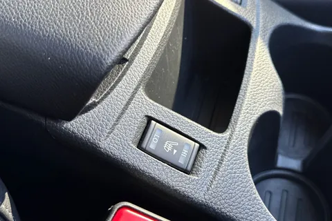 57 of 67 for Nissan Qashqai 1.2 DIG-T Tekna XTRON Euro 6 (s/s) 5dr