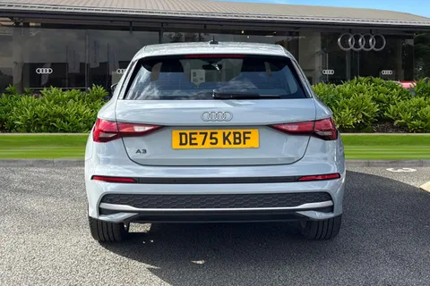 DE75KBF Audi A3 Sport 40 e 204 PS S tronic Thumbnail #5