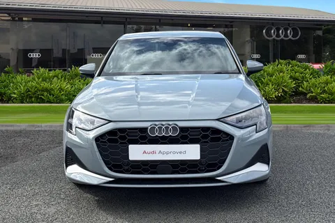 DE75KBF Audi A3 Sport 40 e 204 PS S tronic Thumbnail #6