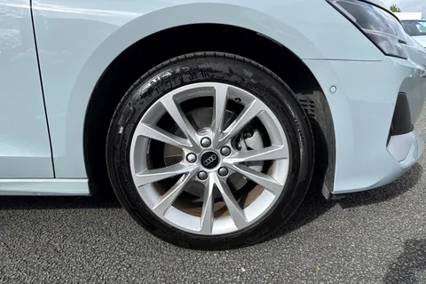 DE75KBF Audi A3 Sport 40 e 204 PS S tronic Thumbnail #10