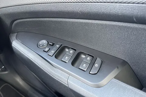 DC72FOJ Kia Sportage 1.6 T-GDi 2 Euro 6 (s/s) 5dr Thumbnail #44