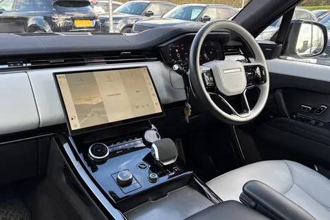 FE23TLU Land Rover Range Rover Sport 3.0 D300 Dynamic SE 5dr Thumbnail #43