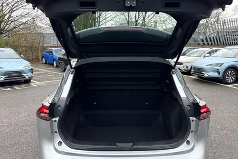 YB22KNS Nissan Qashqai 1.3 DIG-T MHEV Acenta Premium Euro 6 (s/s) 5dr Thumbnail #11