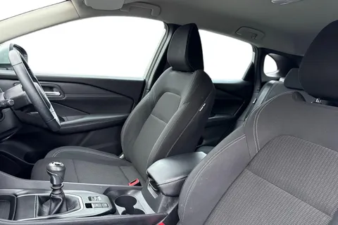 YB22KNS Nissan Qashqai 1.3 DIG-T MHEV Acenta Premium Euro 6 (s/s) 5dr Thumbnail #12