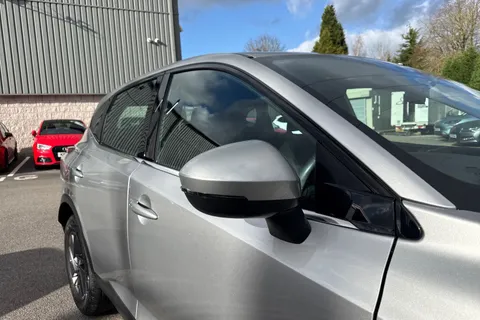 YB22KNS Nissan Qashqai 1.3 DIG-T MHEV Acenta Premium Euro 6 (s/s) 5dr Thumbnail #31