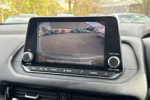 YB22KNS Nissan Qashqai 1.3 DIG-T MHEV Acenta Premium Euro 6 (s/s) 5dr Thumbnail #41