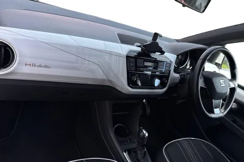 DK71WXF SEAT Mii 36.8kWh Auto 5dr Thumbnail #15