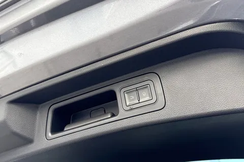 DH74FHL BYD Seal U 1.5 18.3kWh Boost CVT Auto Euro 6 (s/s) 5dr Thumbnail #28