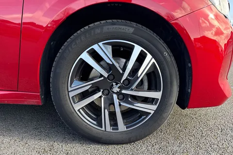 CY23BSV PEUGEOT 208 1.2 PureTech Allure Premium + EAT Euro 6 (s/s) 5dr Thumbnail #11