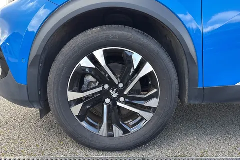 11 of 66 for PEUGEOT e-2008 50kWh GT Auto 5dr (7kW Charger)