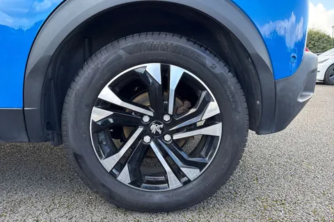 12 of 66 for PEUGEOT e-2008 50kWh GT Auto 5dr (7kW Charger)