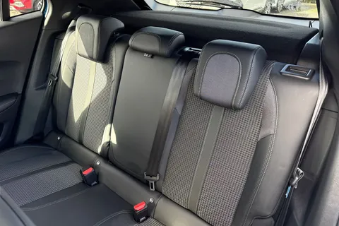 18 of 66 for PEUGEOT e-2008 50kWh GT Auto 5dr (7kW Charger)