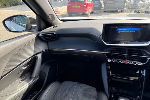 KW25YOG PEUGEOT 2008 1.2 HYBRID GT e-DSC6 Euro 6 (s/s) 5dr Thumbnail #20