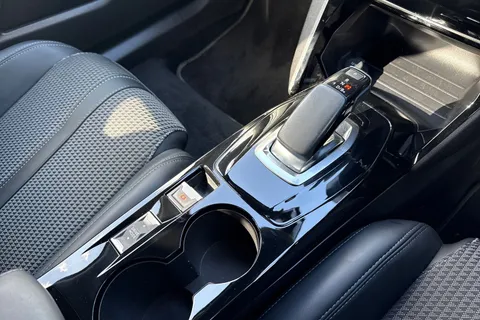 22 of 66 for PEUGEOT e-2008 50kWh GT Auto 5dr (7kW Charger)