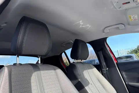 CY23BSV PEUGEOT 208 1.2 PureTech Allure Premium + EAT Euro 6 (s/s) 5dr Thumbnail #25