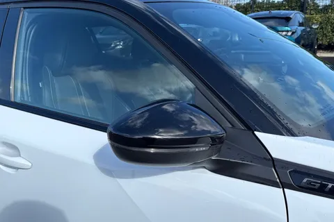 KW25YOG PEUGEOT 2008 1.2 HYBRID GT e-DSC6 Euro 6 (s/s) 5dr Thumbnail #28