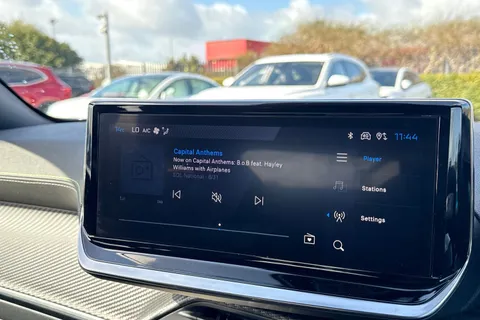 KW25YOG PEUGEOT 2008 1.2 HYBRID GT e-DSC6 Euro 6 (s/s) 5dr Thumbnail #43