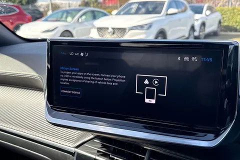 KW25YOG PEUGEOT 2008 1.2 HYBRID GT e-DSC6 Euro 6 (s/s) 5dr Thumbnail #47