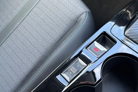 CY23BSV PEUGEOT 208 1.2 PureTech Allure Premium + EAT Euro 6 (s/s) 5dr Thumbnail #60