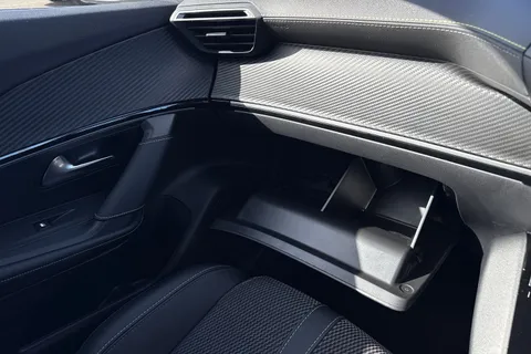 KW25YOG PEUGEOT 2008 1.2 HYBRID GT e-DSC6 Euro 6 (s/s) 5dr Thumbnail #61