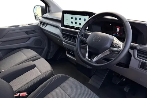 KY25PJO Volkswagen E-Transporter 100kW 65kWh Commerce Plus Van Auto Thumbnail #15