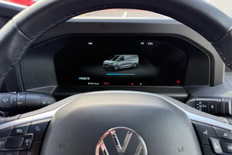 KY25PJO Volkswagen E-Transporter 100kW 65kWh Commerce Plus Van Auto Thumbnail #40