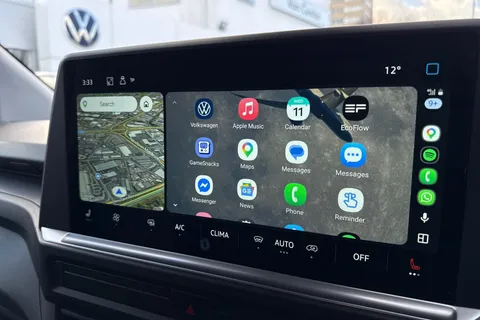 KY25PJO Volkswagen E-Transporter 100kW 65kWh Commerce Plus Van Auto Thumbnail #42