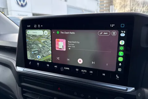 KY25PJO Volkswagen E-Transporter 100kW 65kWh Commerce Plus Van Auto Thumbnail #44