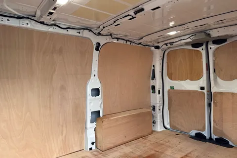 KY25PJO Volkswagen E-Transporter 100kW 65kWh Commerce Plus Van Auto Thumbnail #48