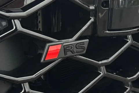  Audi RS Q8 4.0 TFSI V8 Performance Carbon Black Tiptronic quattro Euro 6 (s/s) 5dr Thumbnail #26