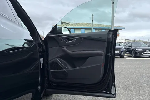  Audi RS Q8 4.0 TFSI V8 Performance Carbon Black Tiptronic quattro Euro 6 (s/s) 5dr Thumbnail #45