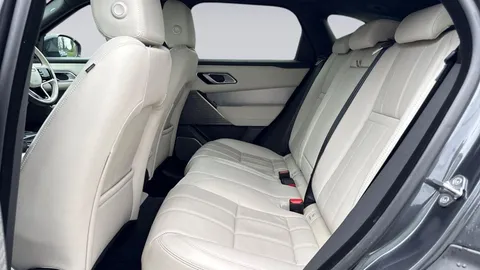 KW72UFC Land Rover Range Rover Velar 2.0 D200 Edition 5dr Auto Thumbnail #4