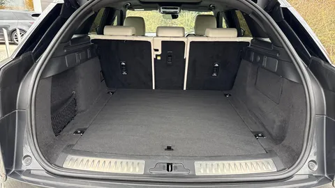 KW72UFC Land Rover Range Rover Velar 2.0 D200 Edition 5dr Auto Thumbnail #11