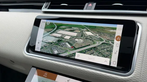 KW72UFC Land Rover Range Rover Velar 2.0 D200 Edition 5dr Auto Thumbnail #12