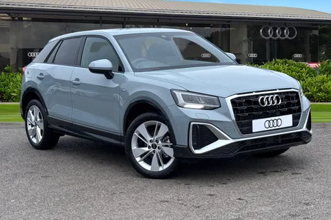 Audi Q2 1.0 TFSI 30 S line Euro 6 (s/s) 5dr Thumbnail #2