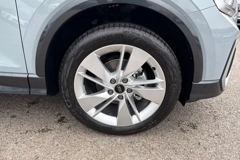 Audi Q2 1.0 TFSI 30 S line Euro 6 (s/s) 5dr Thumbnail #10