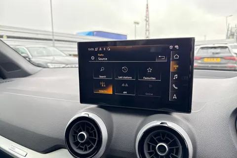 Audi Q2 1.0 TFSI 30 S line Euro 6 (s/s) 5dr Thumbnail #35